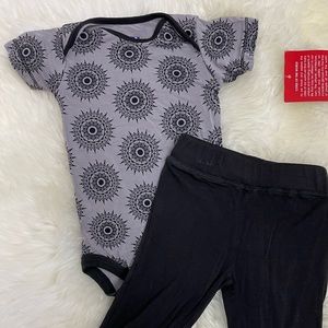 Kickee Pants Feather Mandala Onesie with Pants, NWT, 6-12 months